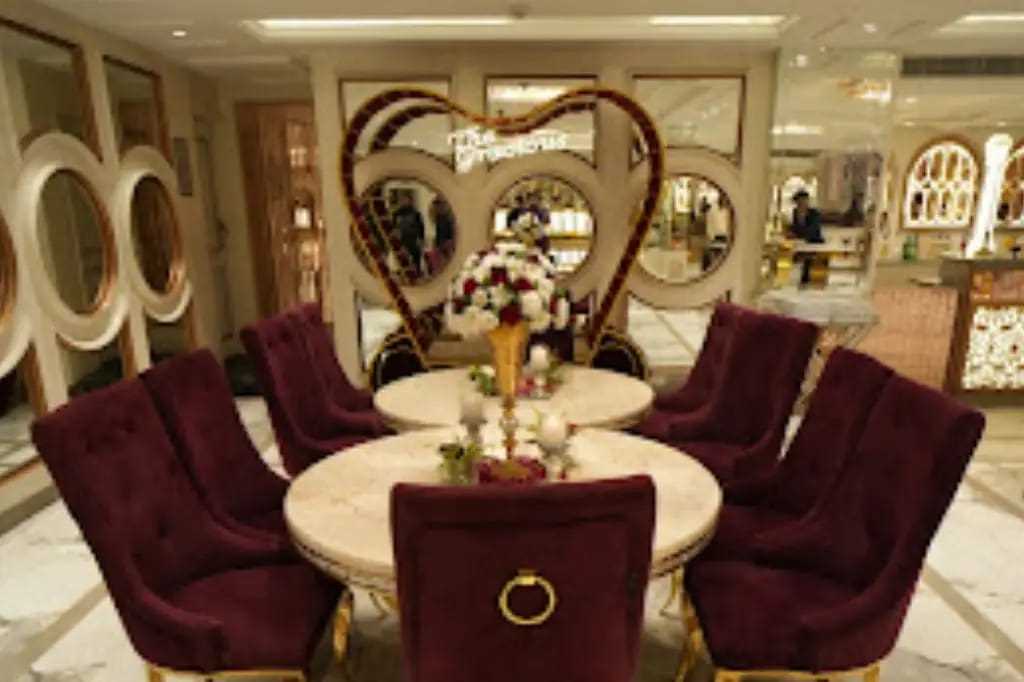 The Gracious Banquets